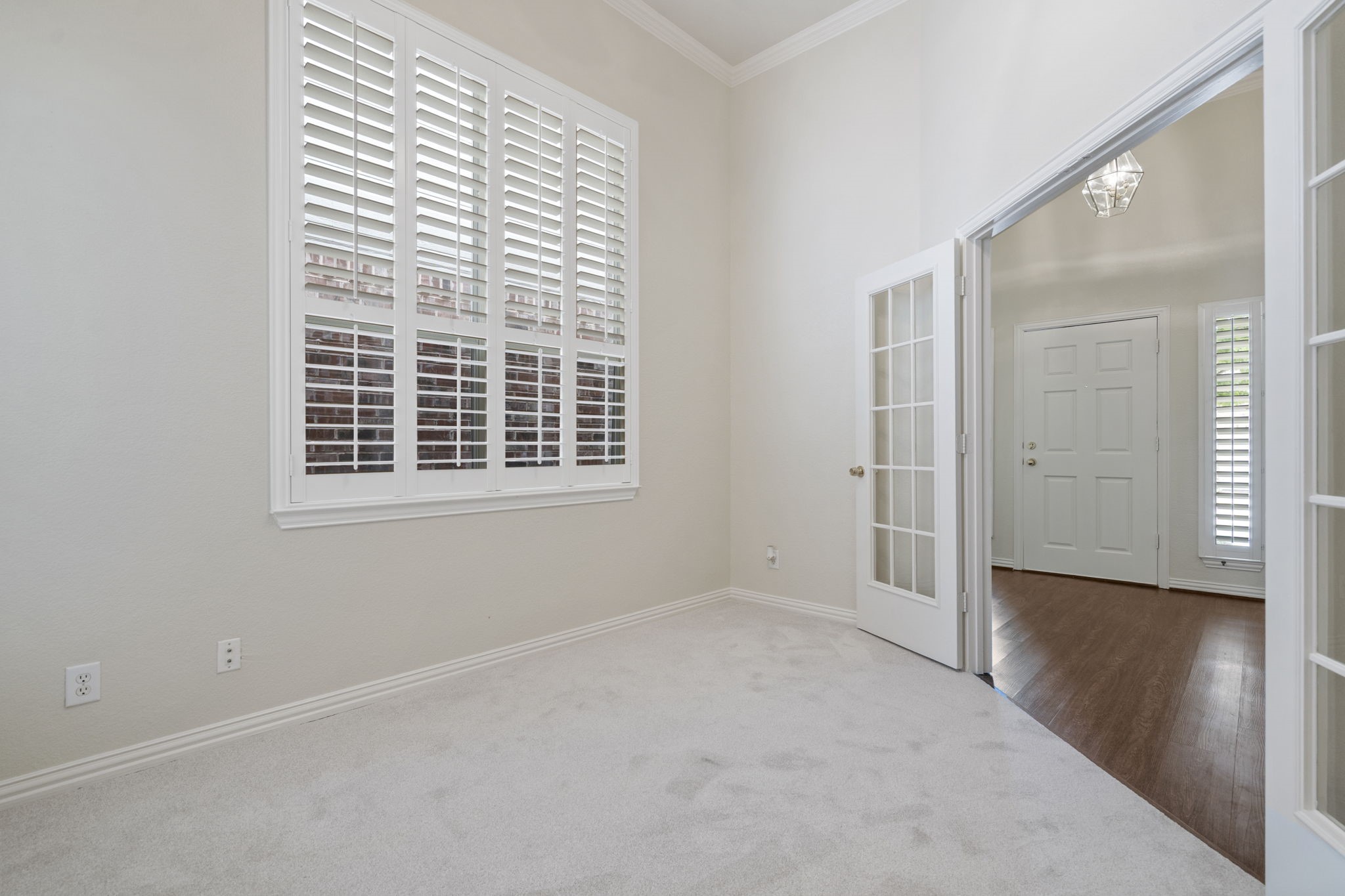 8719 Coppertowne Lane Dallas TX 75243