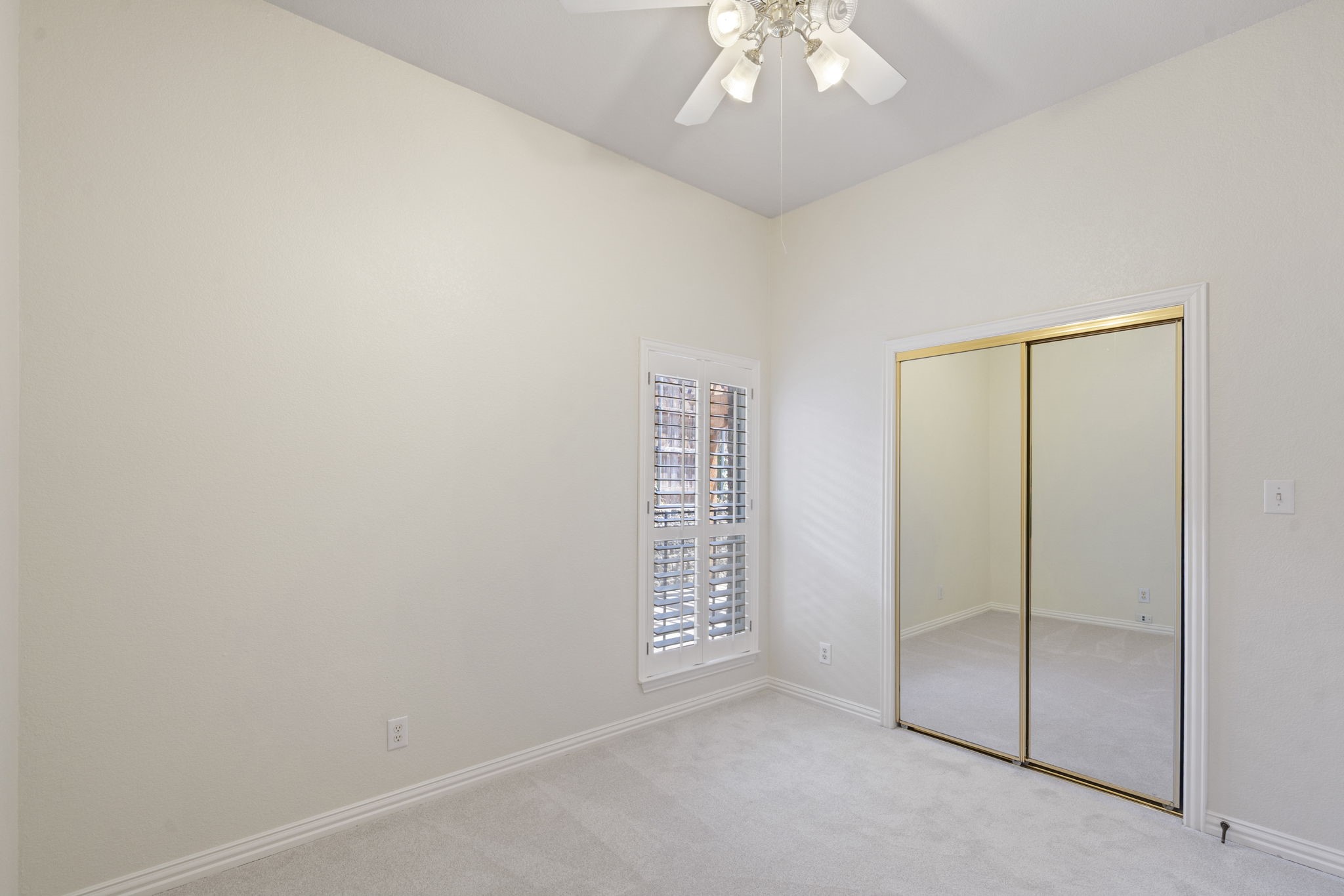 8719 Coppertowne Lane Dallas TX 75243