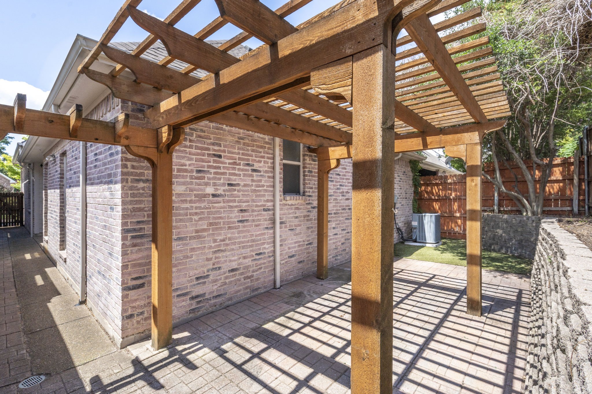 8719 Coppertowne Lane Dallas TX 75243