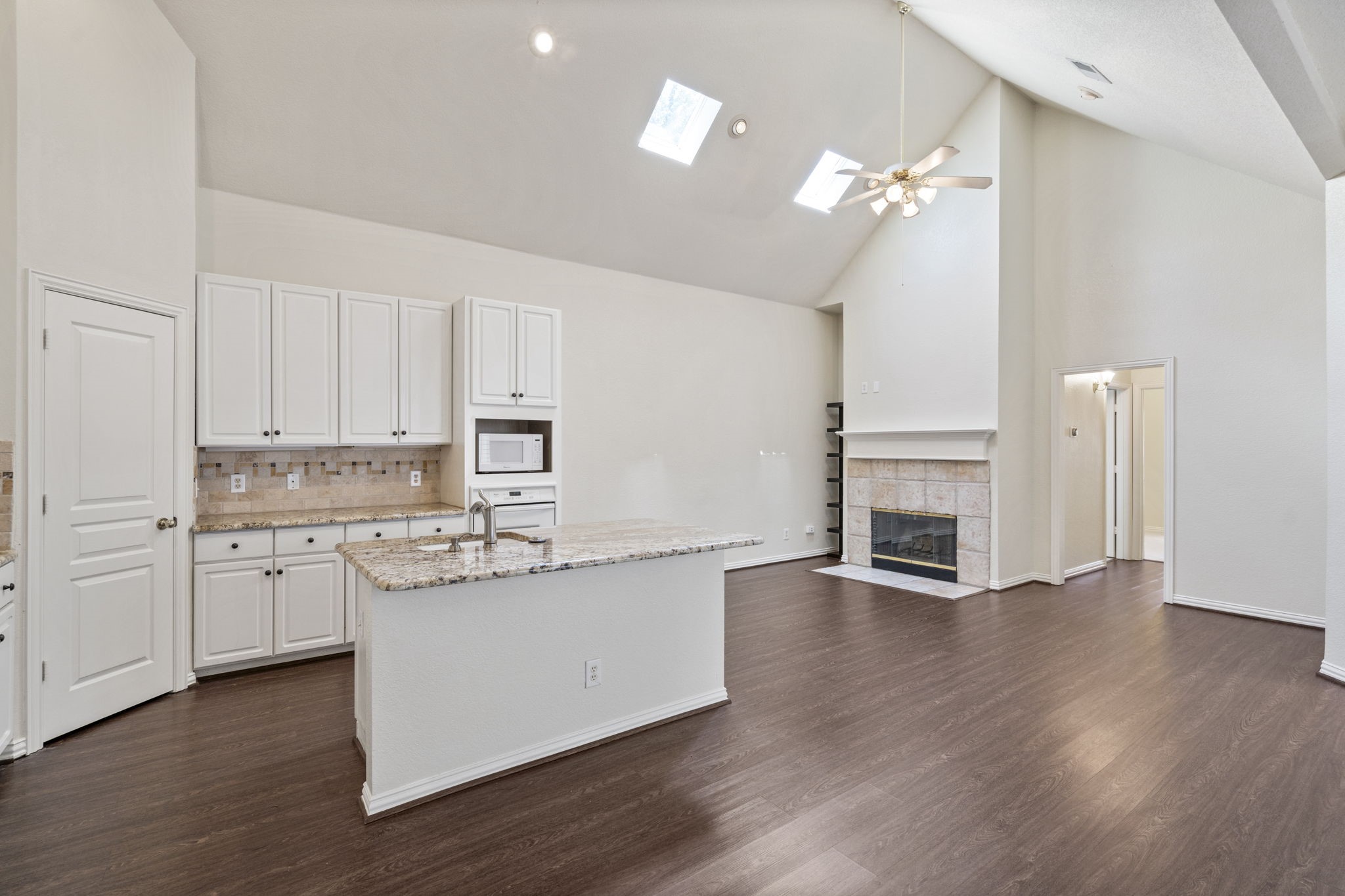 8719 Coppertowne Lane Dallas TX 75243