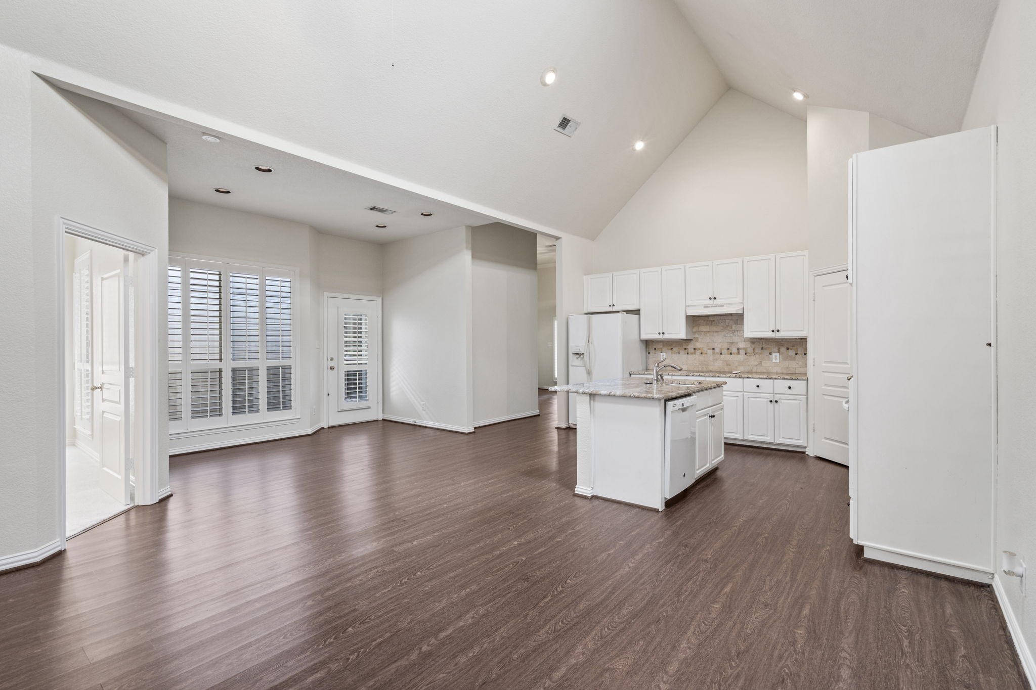 8719 Coppertowne Lane Dallas TX 75243