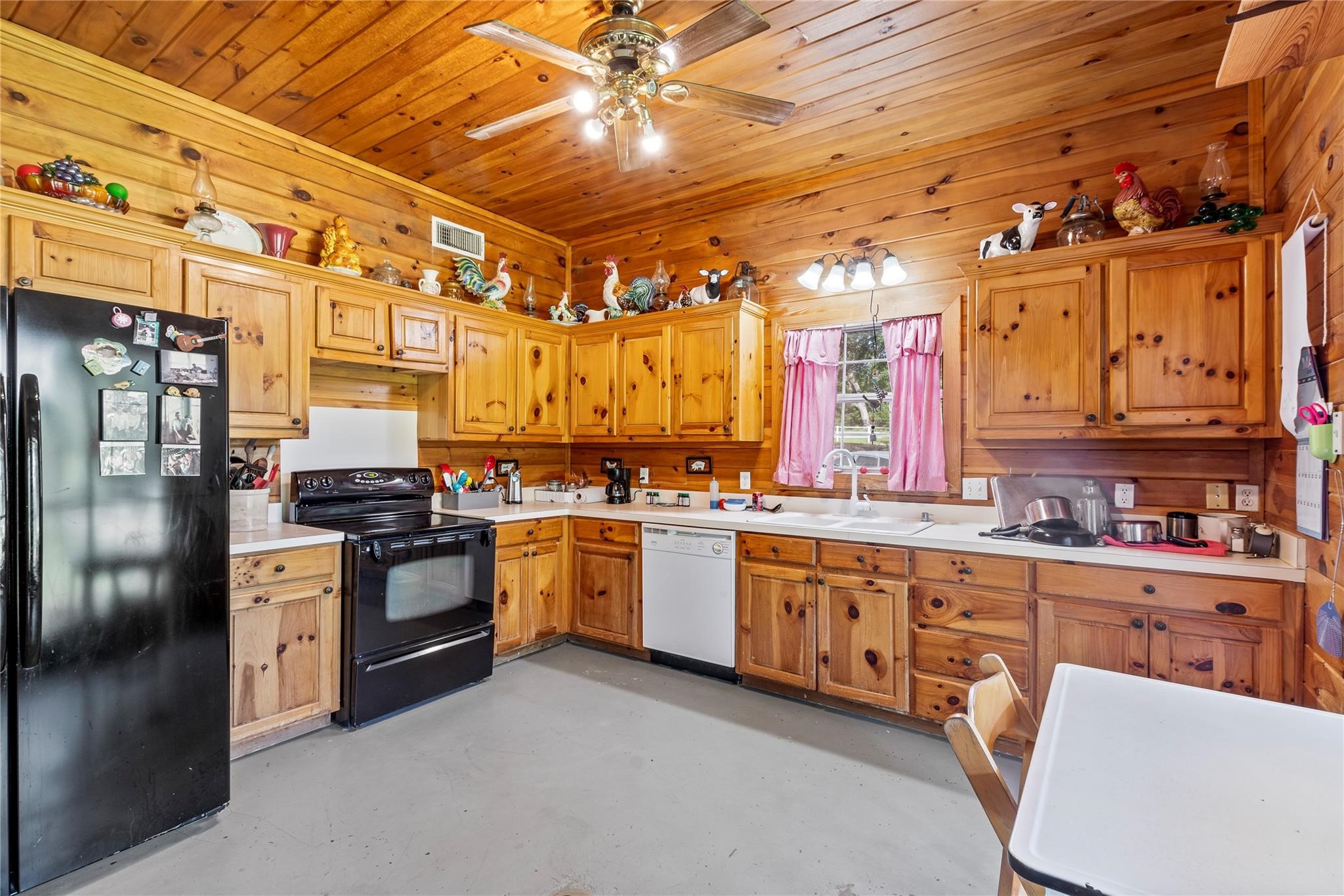 1036 Pr 8905 Canton TX 75103