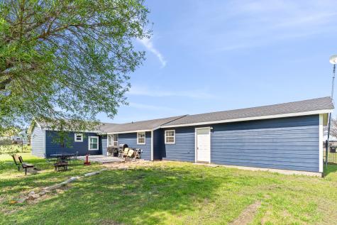 108 Paige Street Weatherford TX 76088