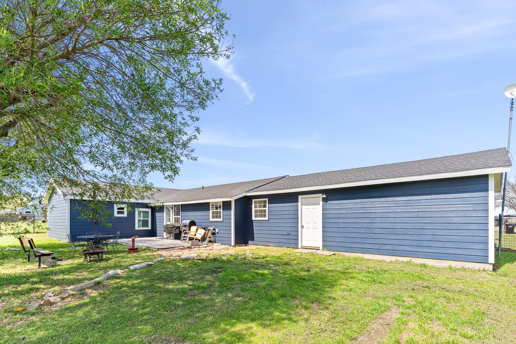108 Paige Street Weatherford TX 76088