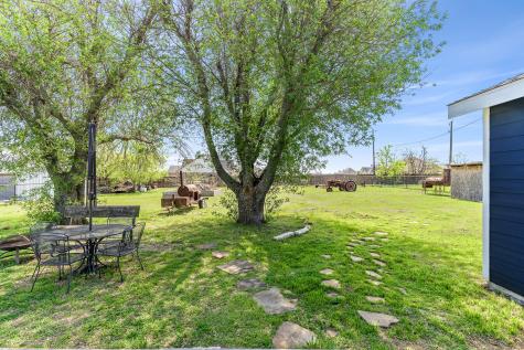 108 Paige Street Weatherford TX 76088
