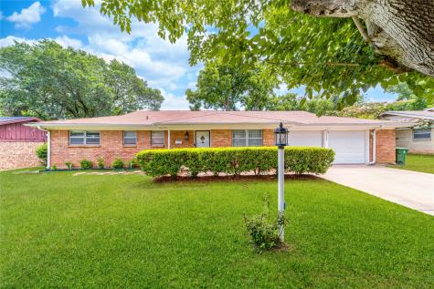 6708 Karen Drive North Richland Hills TX 76180