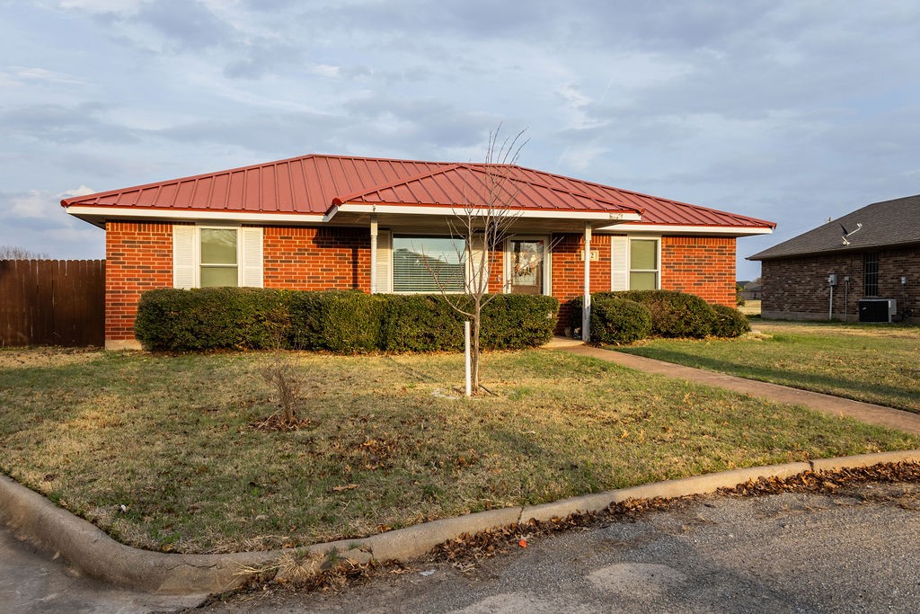 112 Tumbleweed Court Henrietta TX 76365