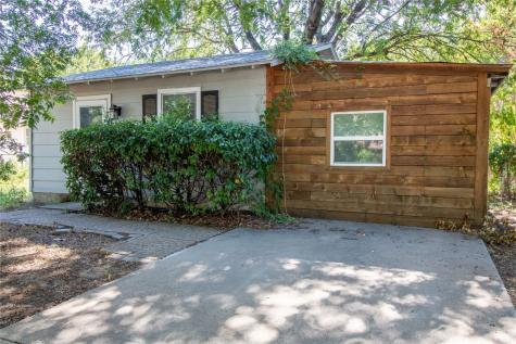 133 N De Costa Street Fort Worth TX 76111