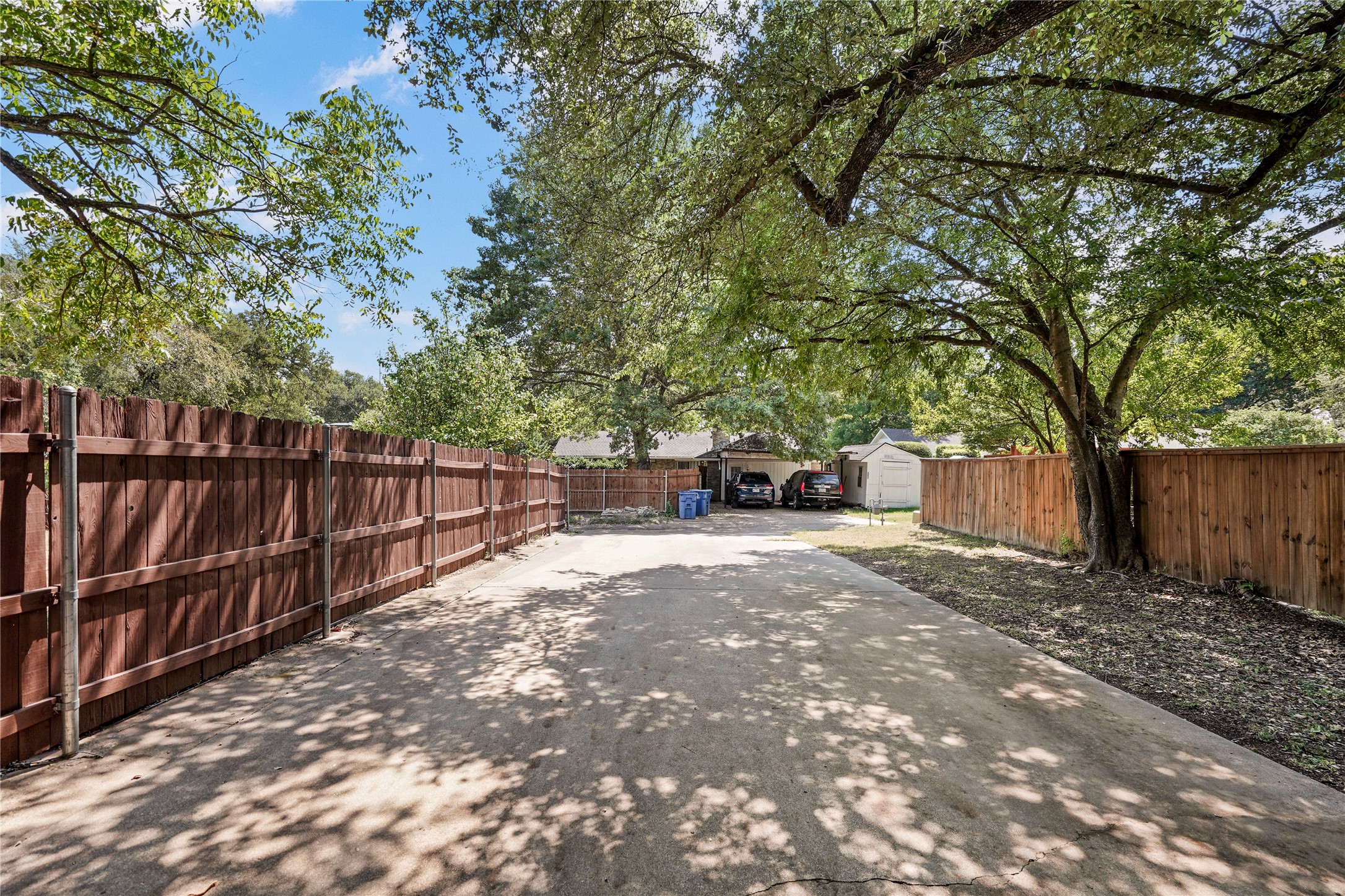 1203 Springbrook Circle Desoto TX 75115