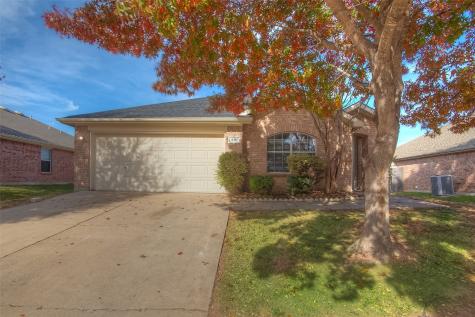 916 Brighton Way Burleson TX 76028