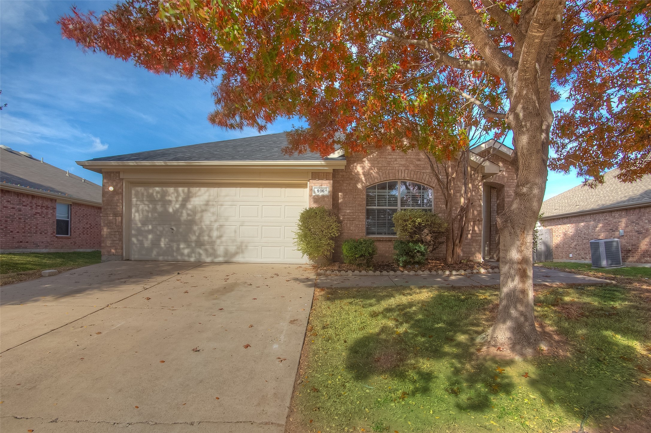 916 Brighton Way Burleson TX 76028