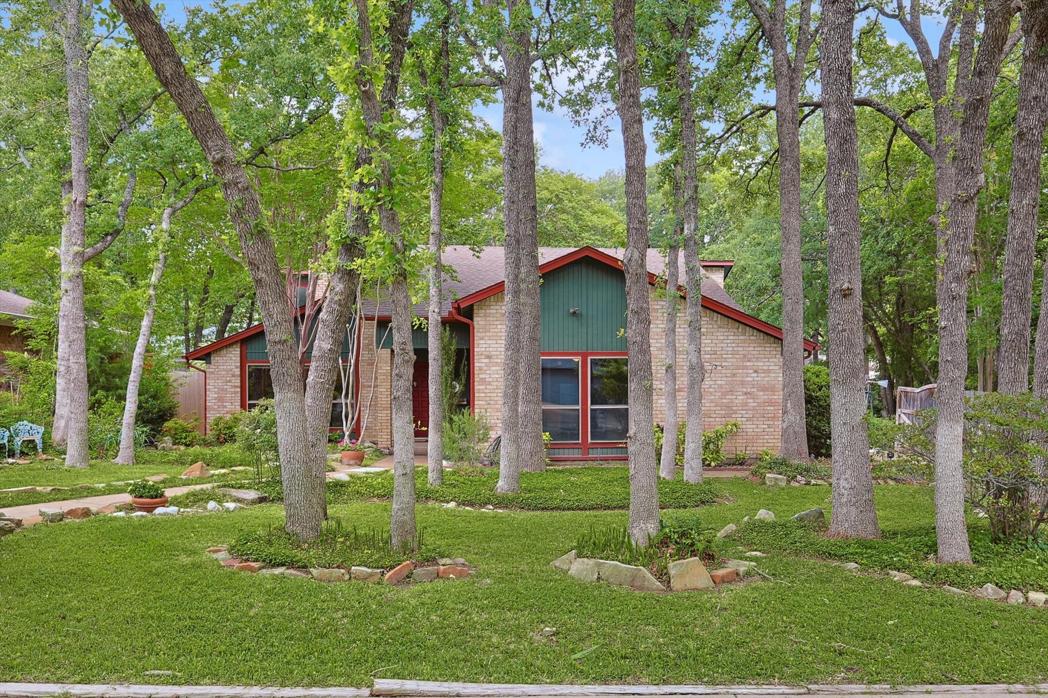 2329 Bluebird Court Grapevine TX 76051