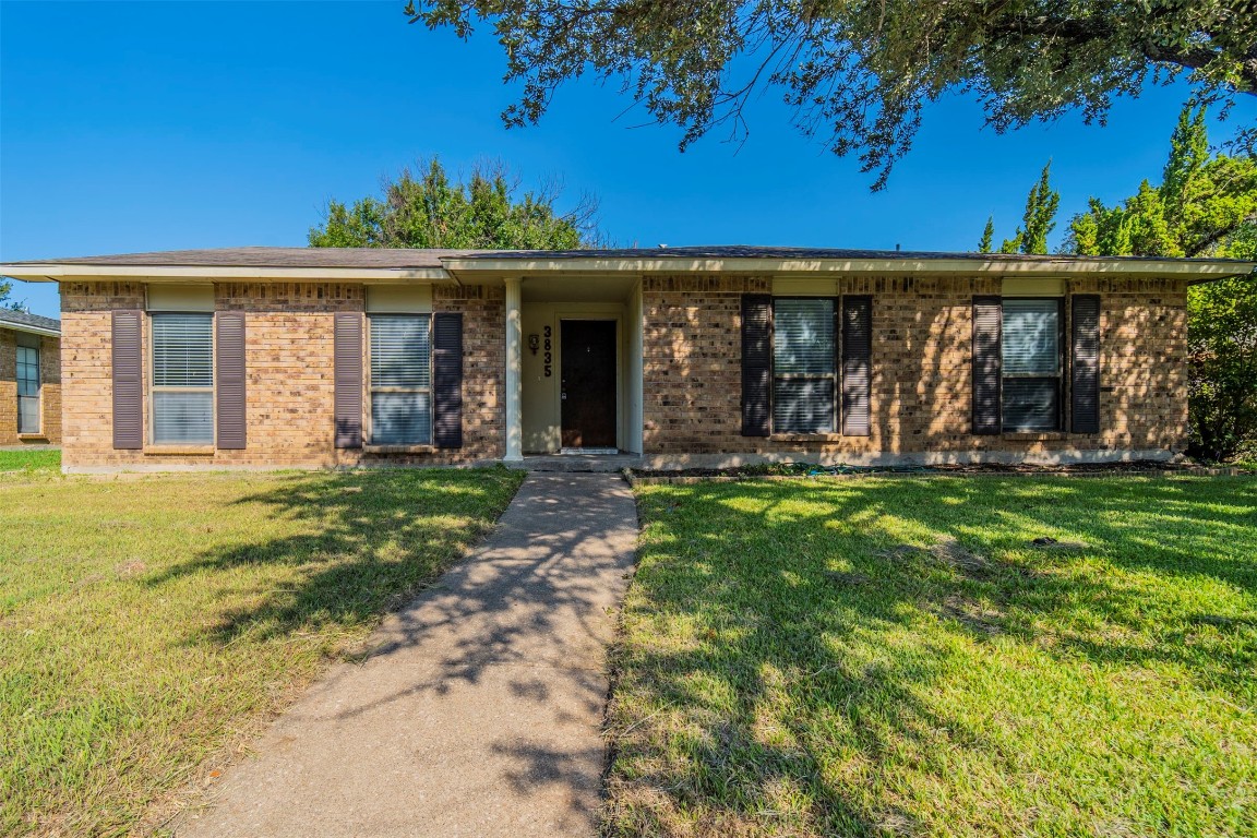 3835 Ruidosa Avenue Dallas TX 75228