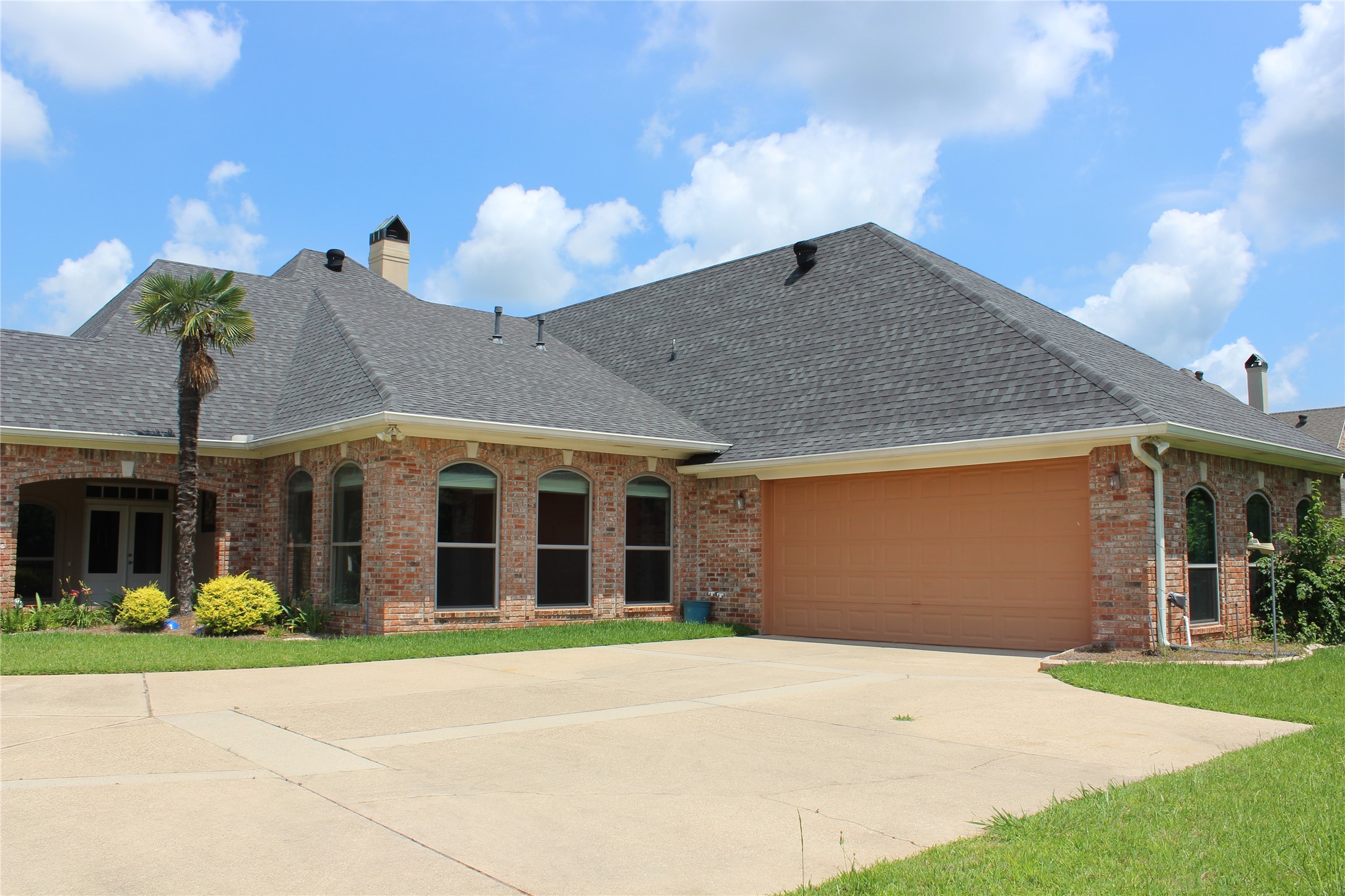 532 Hunters Run Bossier City LA 71111