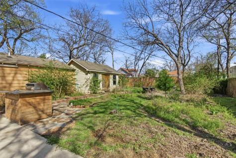 117 W Avenue E Garland TX 75040