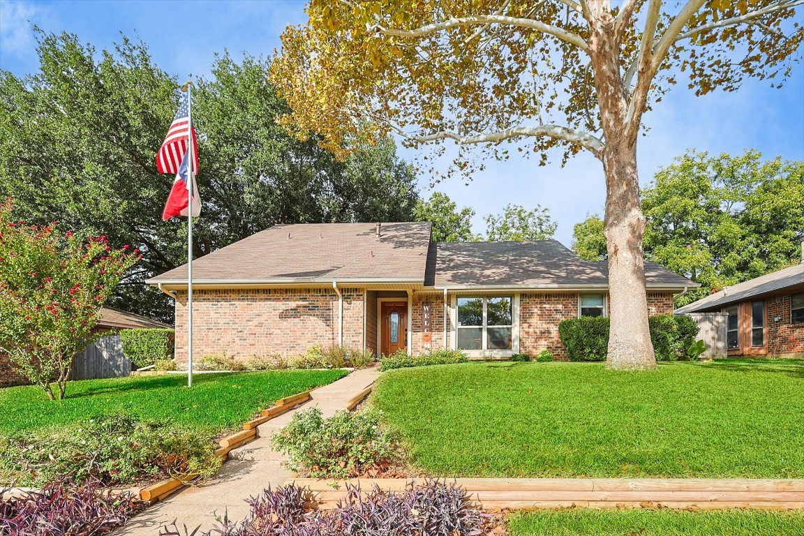 4906 Duck Creek Drive Garland TX 75043