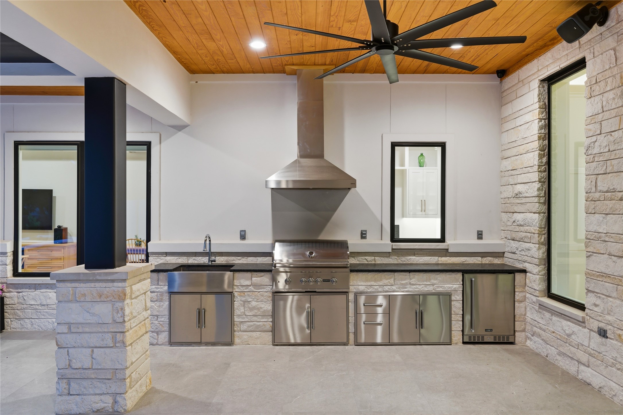 6717 Brazos Bend Drive North Richland Hills TX 76182