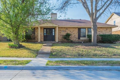 705 Middle Glen Drive Garland TX 75043