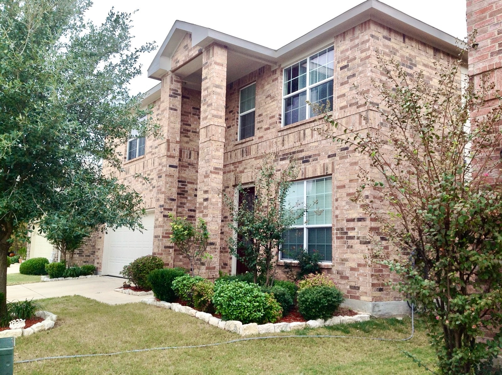 10449 Rising Knoll Lane Fort Worth TX 76131