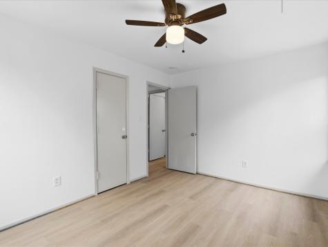 5220 Ammons Street Haltom City TX 76117