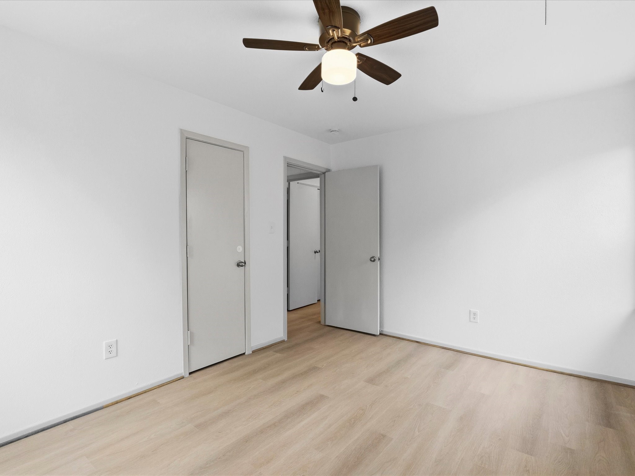 5220 Ammons Street Haltom City TX 76117