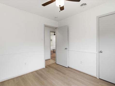 5220 Ammons Street Haltom City TX 76117