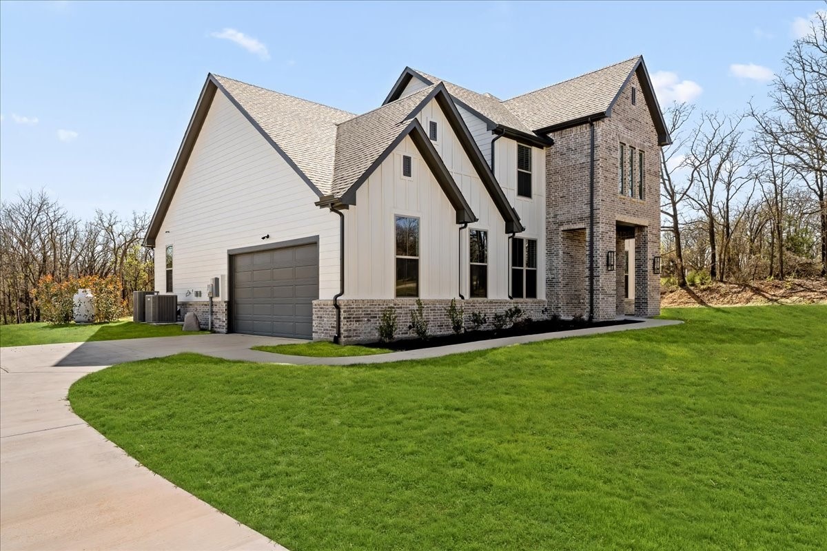 131 Spring Valley Road Paradise TX 76073