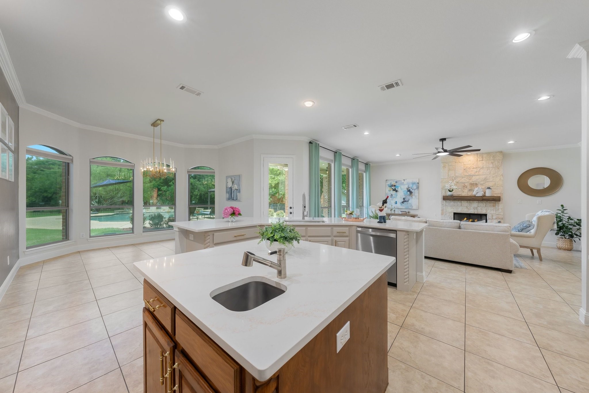 626 Oak Tree Cove Cedar Hill TX 75104