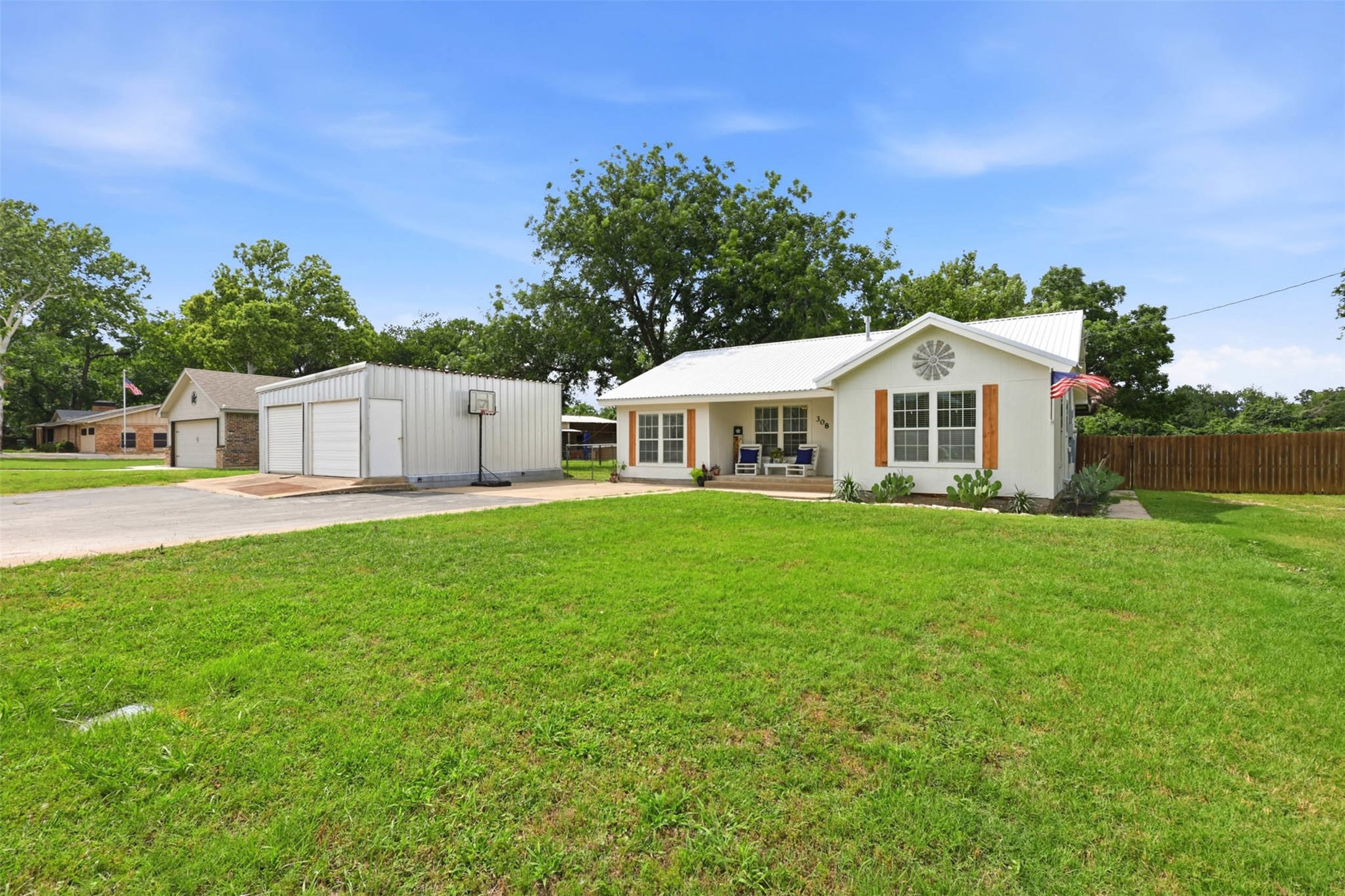 308 W 1st Street Springtown TX 76082