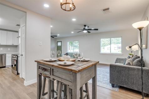1827 Alan A Dale Road Arlington TX 76013