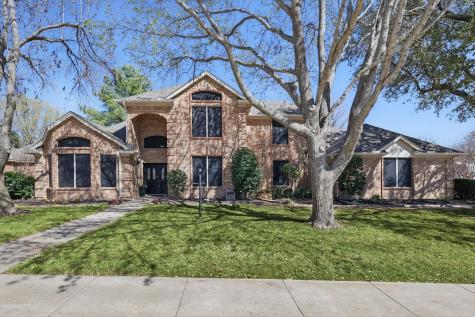 8316 Thornhill Drive North Richland Hills TX 76182