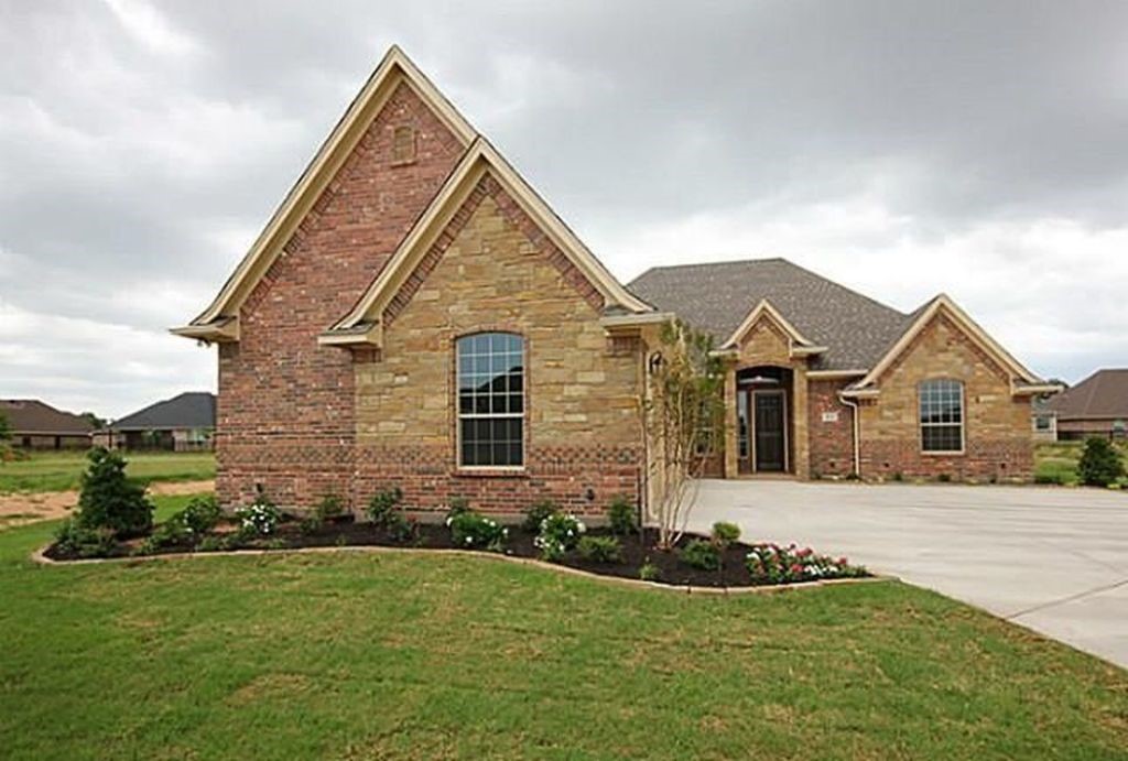 418 River Bank Lane Granbury TX 76049