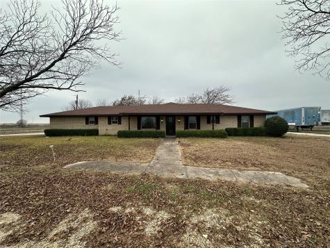 1477 Hcr 3242 Mount Calm TX 76673