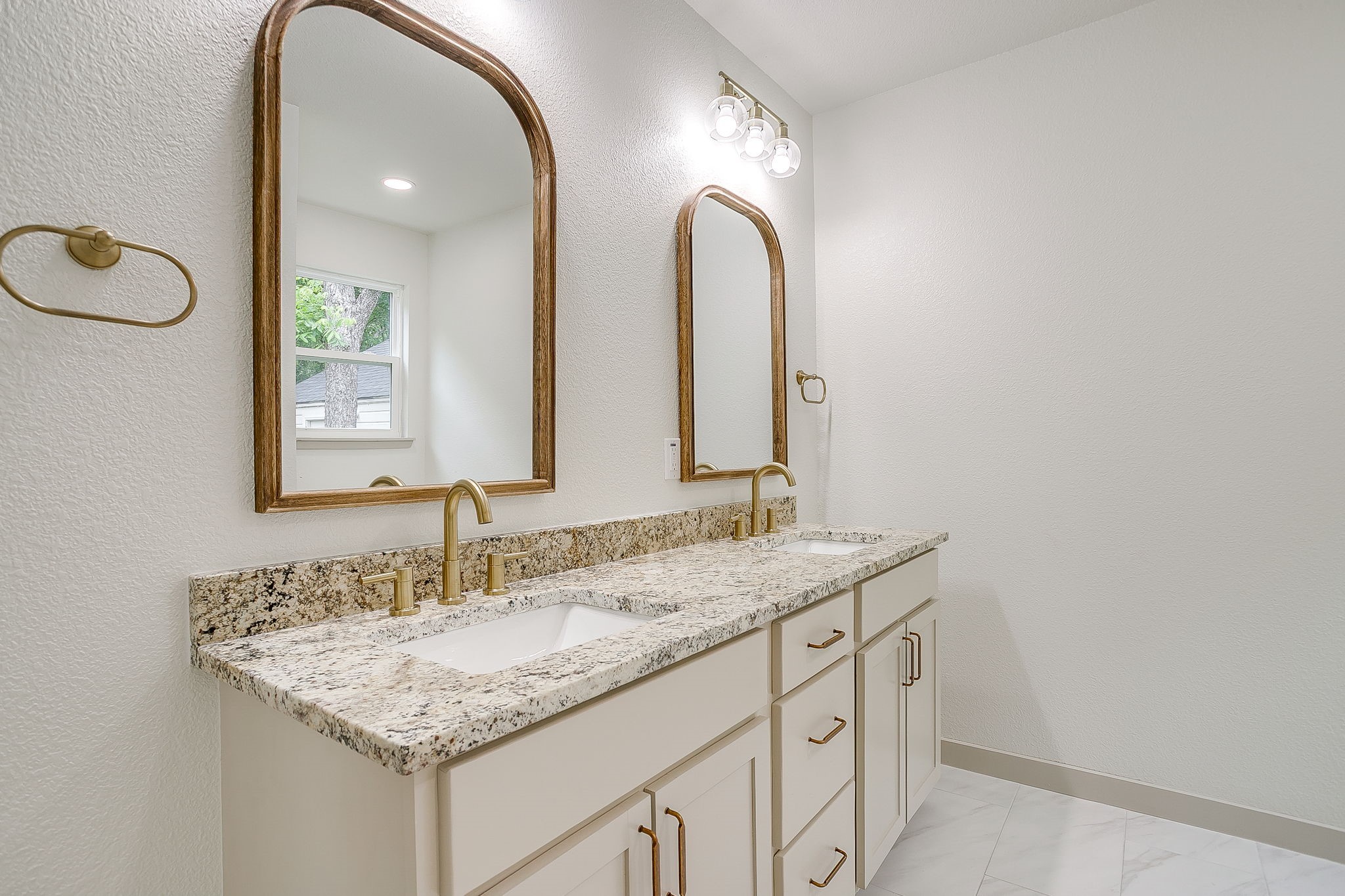 1412 Eagle Drive Fort Worth TX 76111