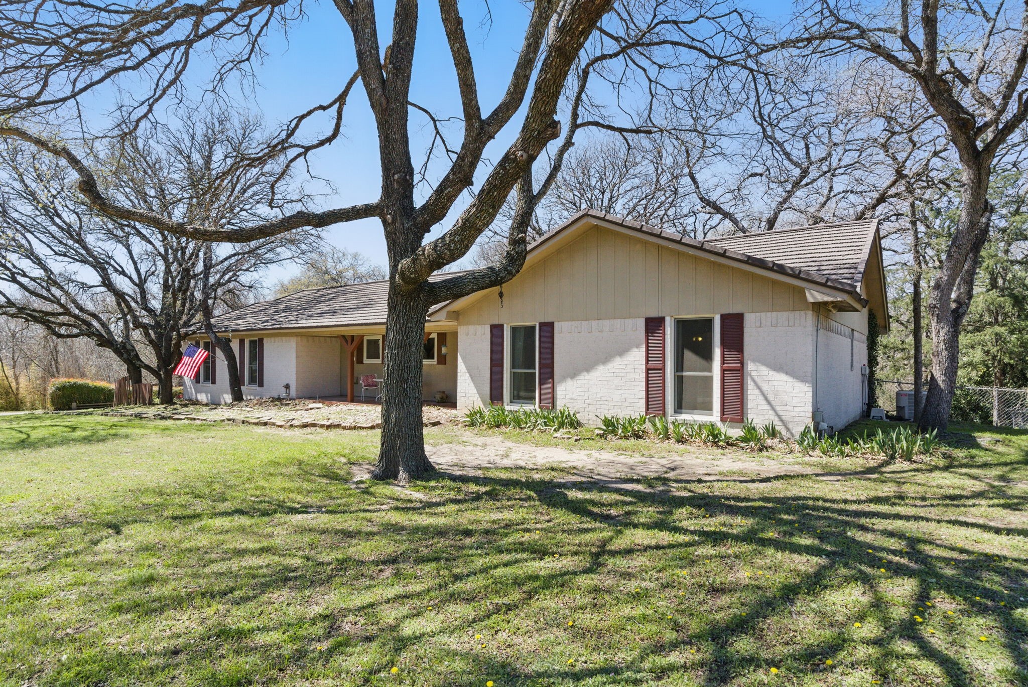 1010 Newell Drive Hudson Oaks TX 76087