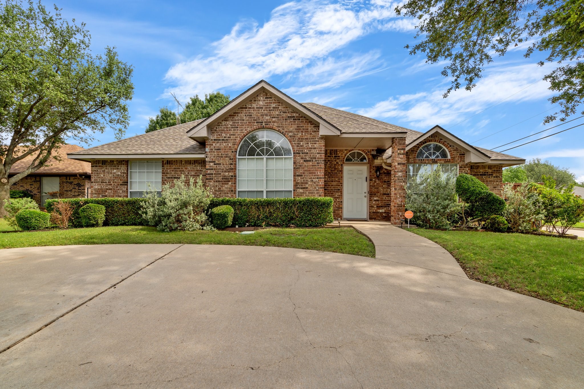 6825 Hyacinth Lane Dallas TX 75252