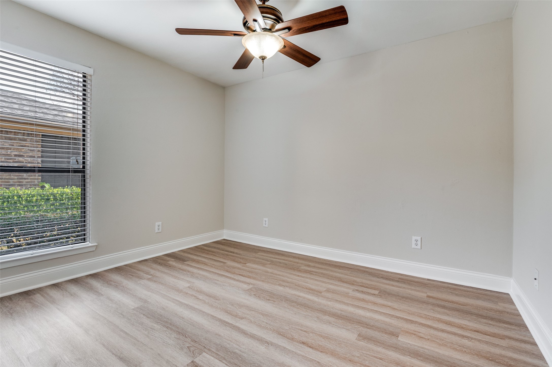 3025 Westforest Drive Dallas TX 75229