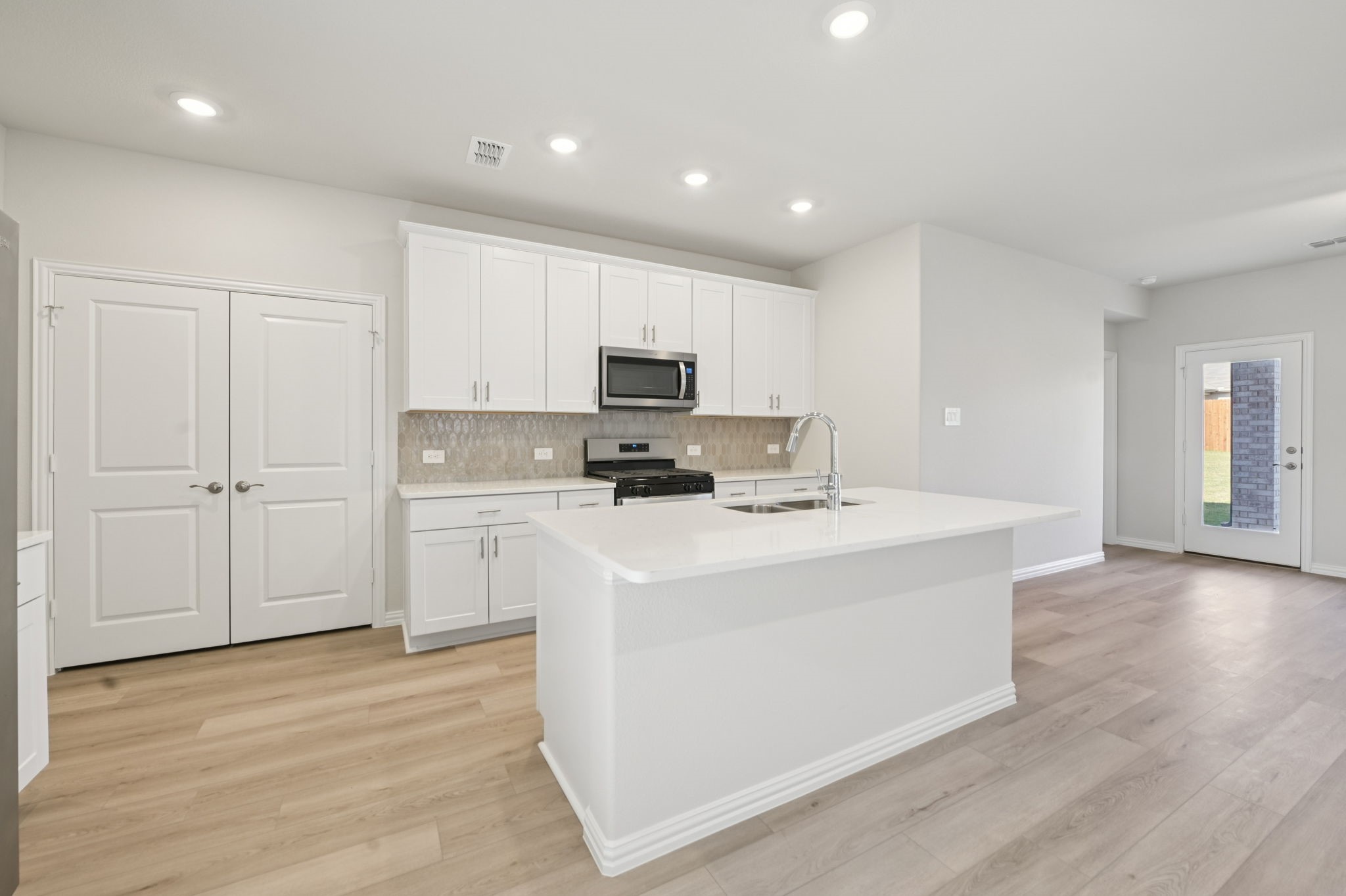 1402 Bridgestone Drive Princeton TX 75071