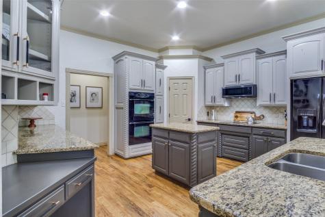 214 Deer Creek Drive Aledo TX 76008