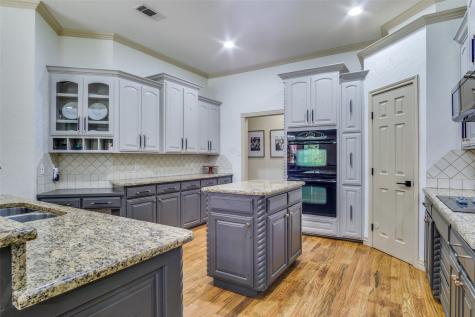 214 Deer Creek Drive Aledo TX 76008