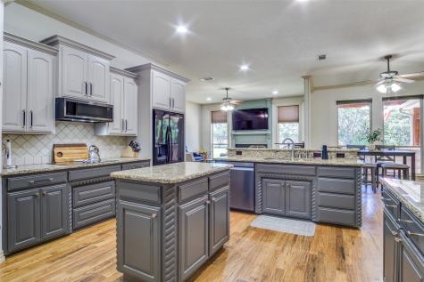 214 Deer Creek Drive Aledo TX 76008