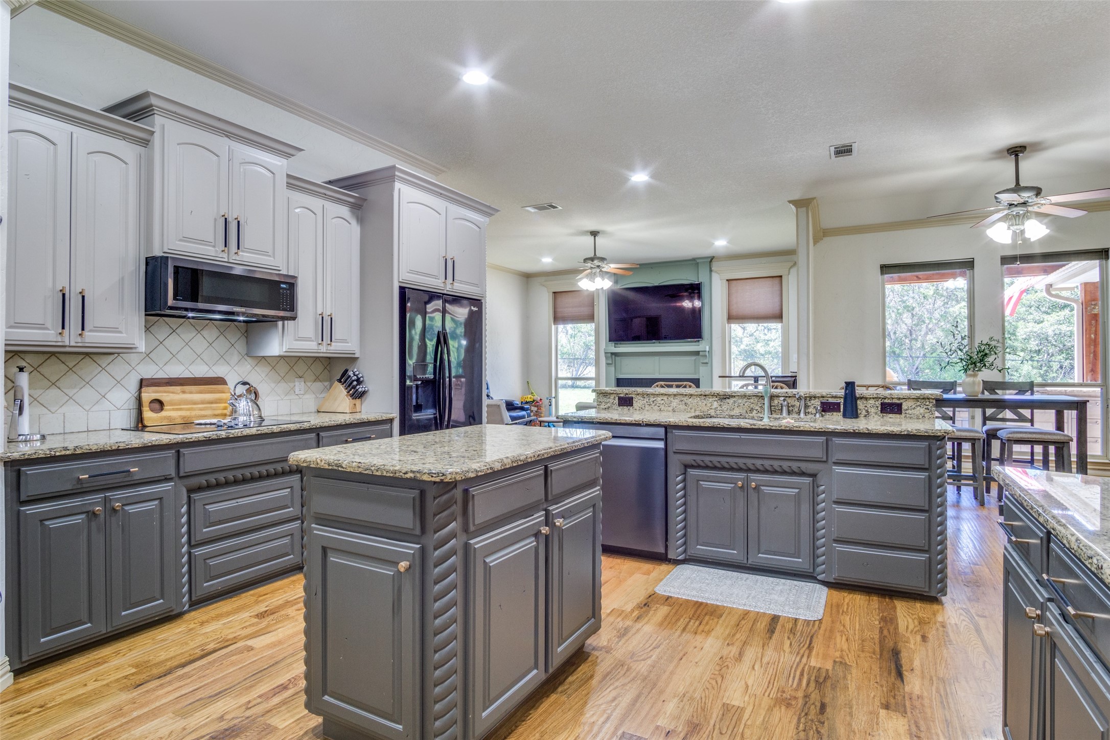 214 Deer Creek Drive Aledo TX 76008