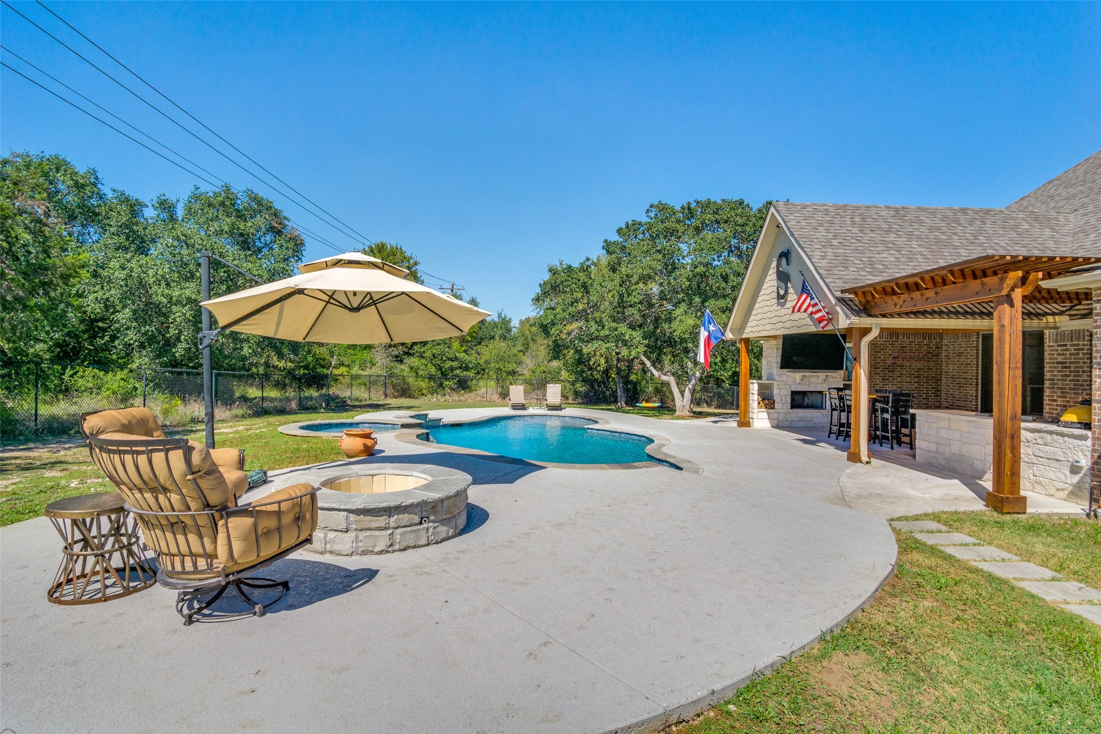 214 Deer Creek Drive Aledo TX 76008