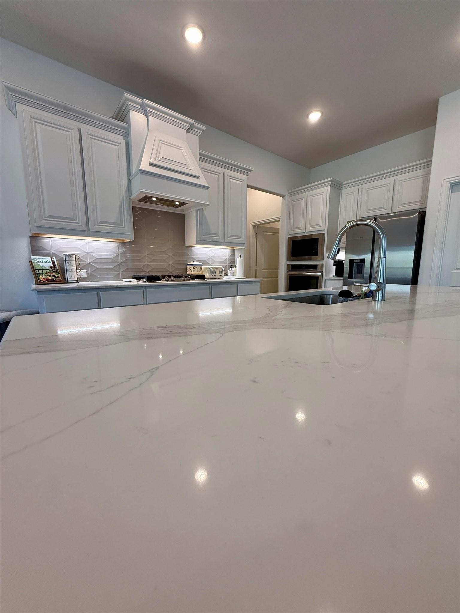 218 Oakcrest Drive Justin TX 76247