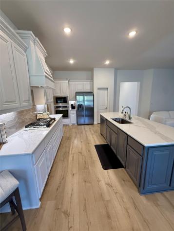218 Oakcrest Drive Justin TX 76247