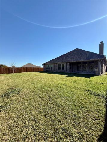 218 Oakcrest Drive Justin TX 76247
