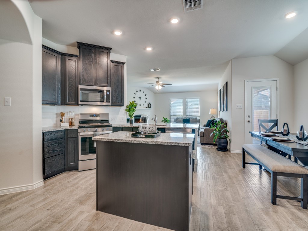 4215 Bullock Lane Forney TX 75126