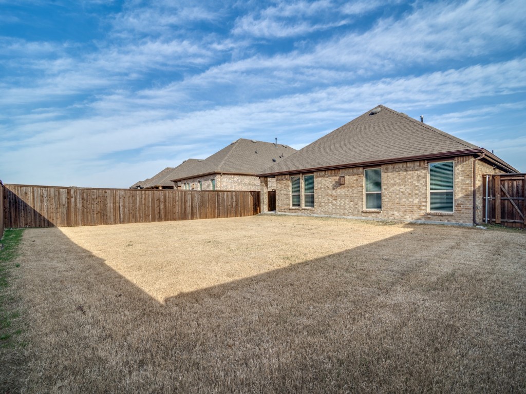 4215 Bullock Lane Forney TX 75126