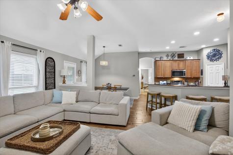 9122 Water Oak Drive Arlington TX 76002