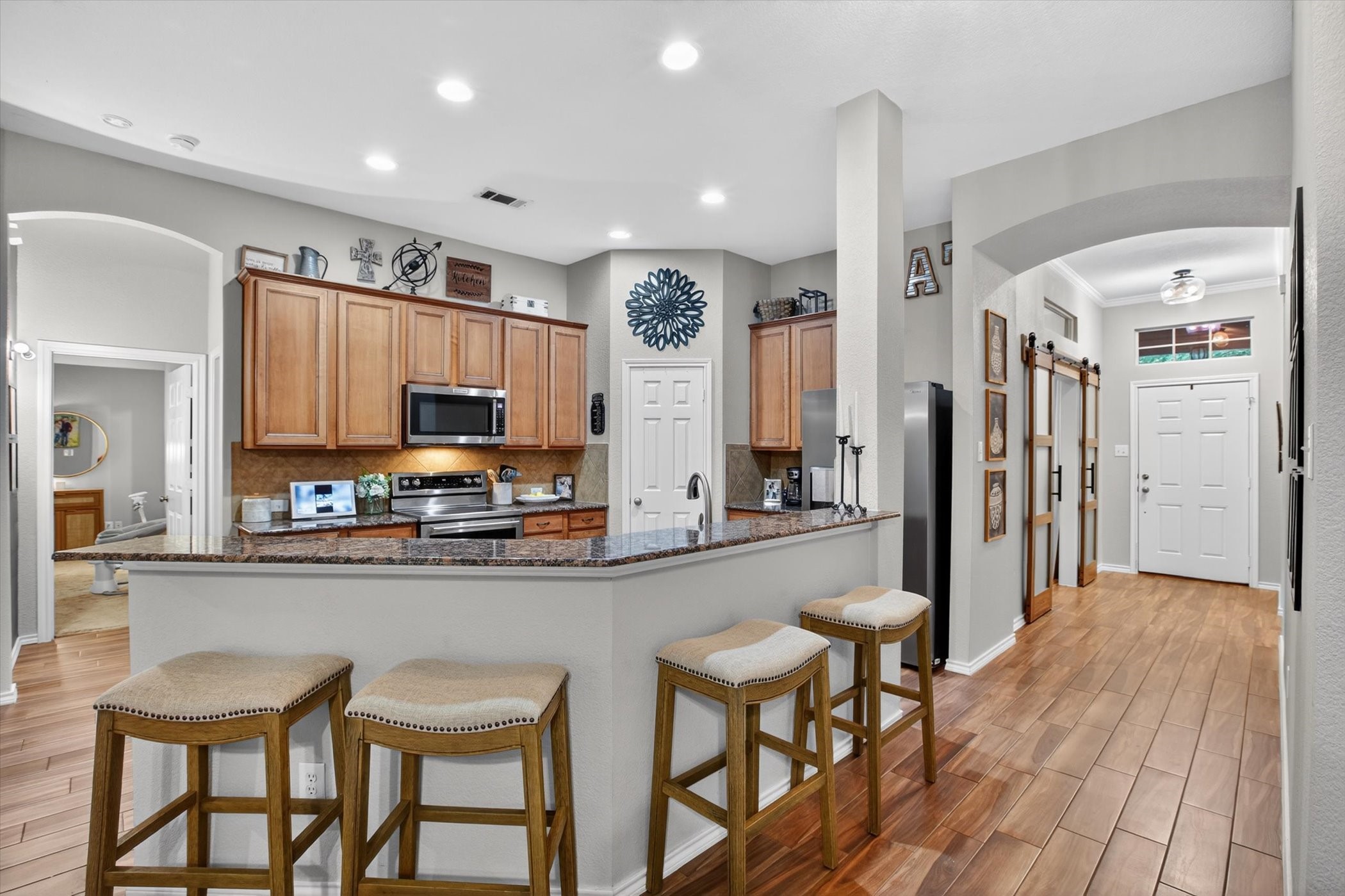 9122 Water Oak Drive Arlington TX 76002